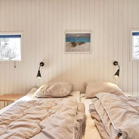 6 Person In Aakirkeby-by Traum Vester Somarken